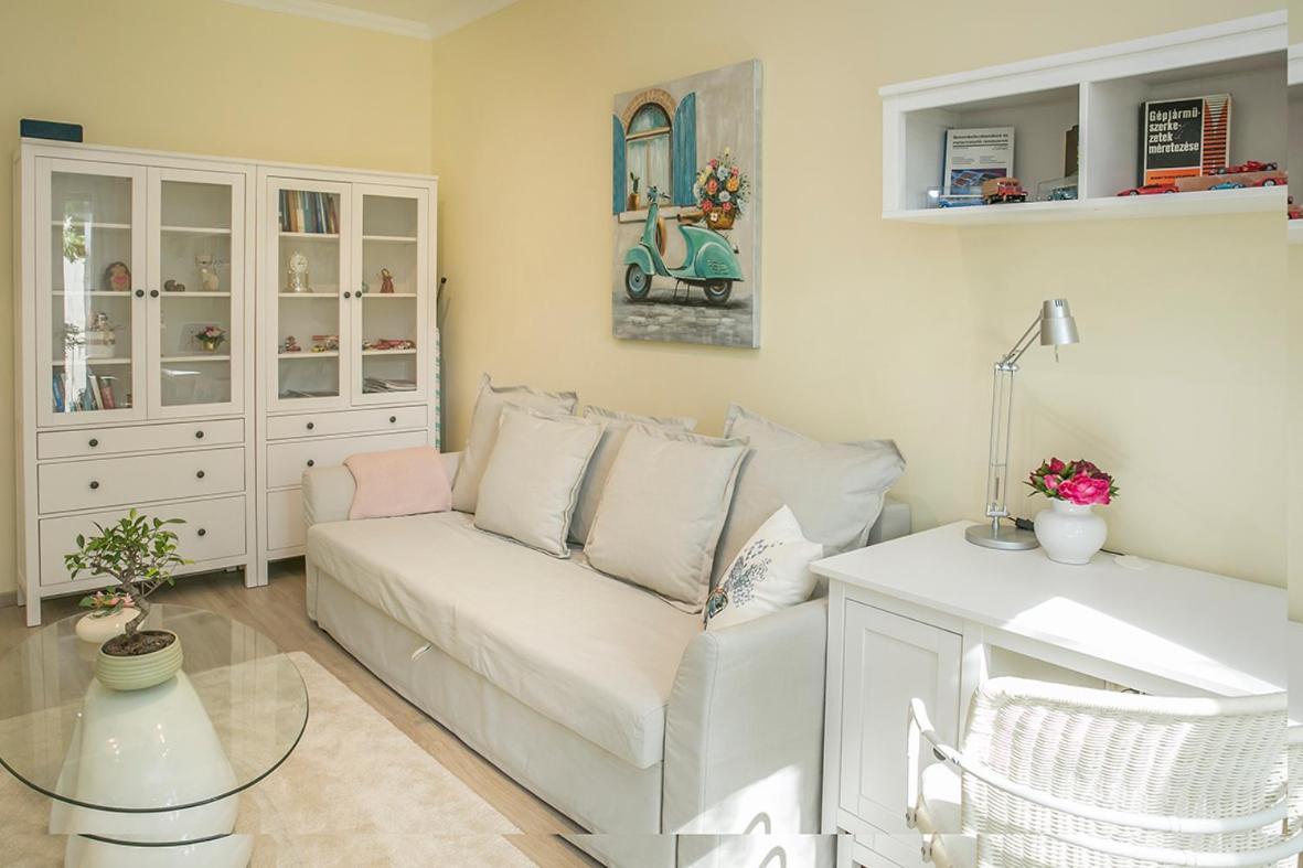 Tiare Lux Apartment Seghedin Exterior foto