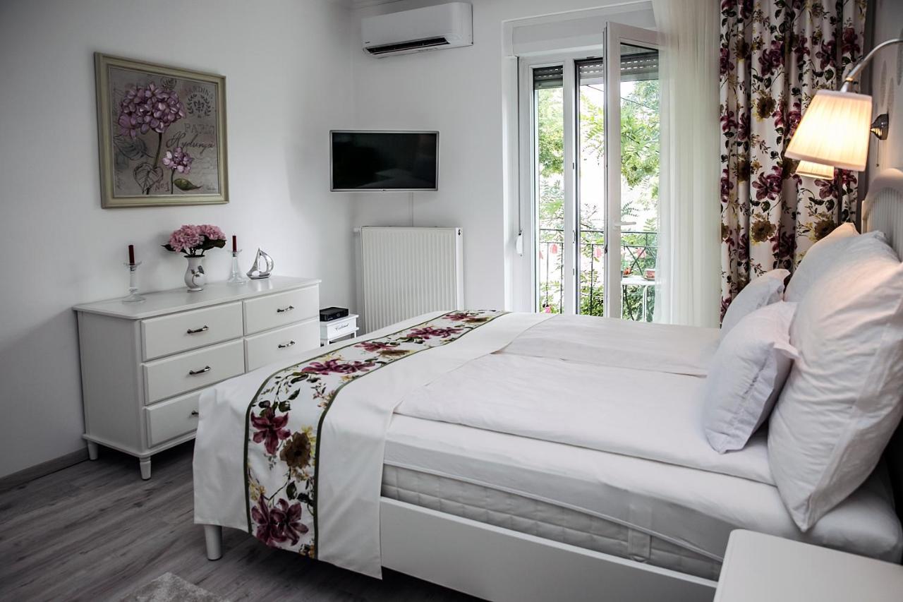 Tiare Lux Apartment Seghedin Exterior foto